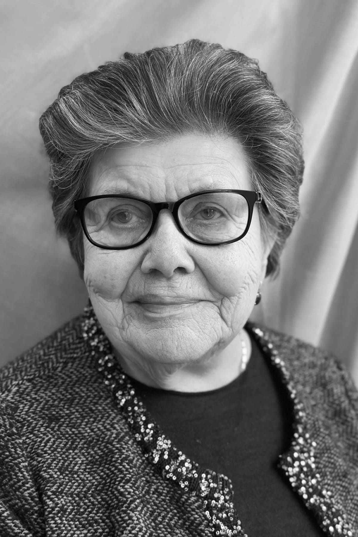 jacqueline de molo veillon scaled aspect ratio 2 3