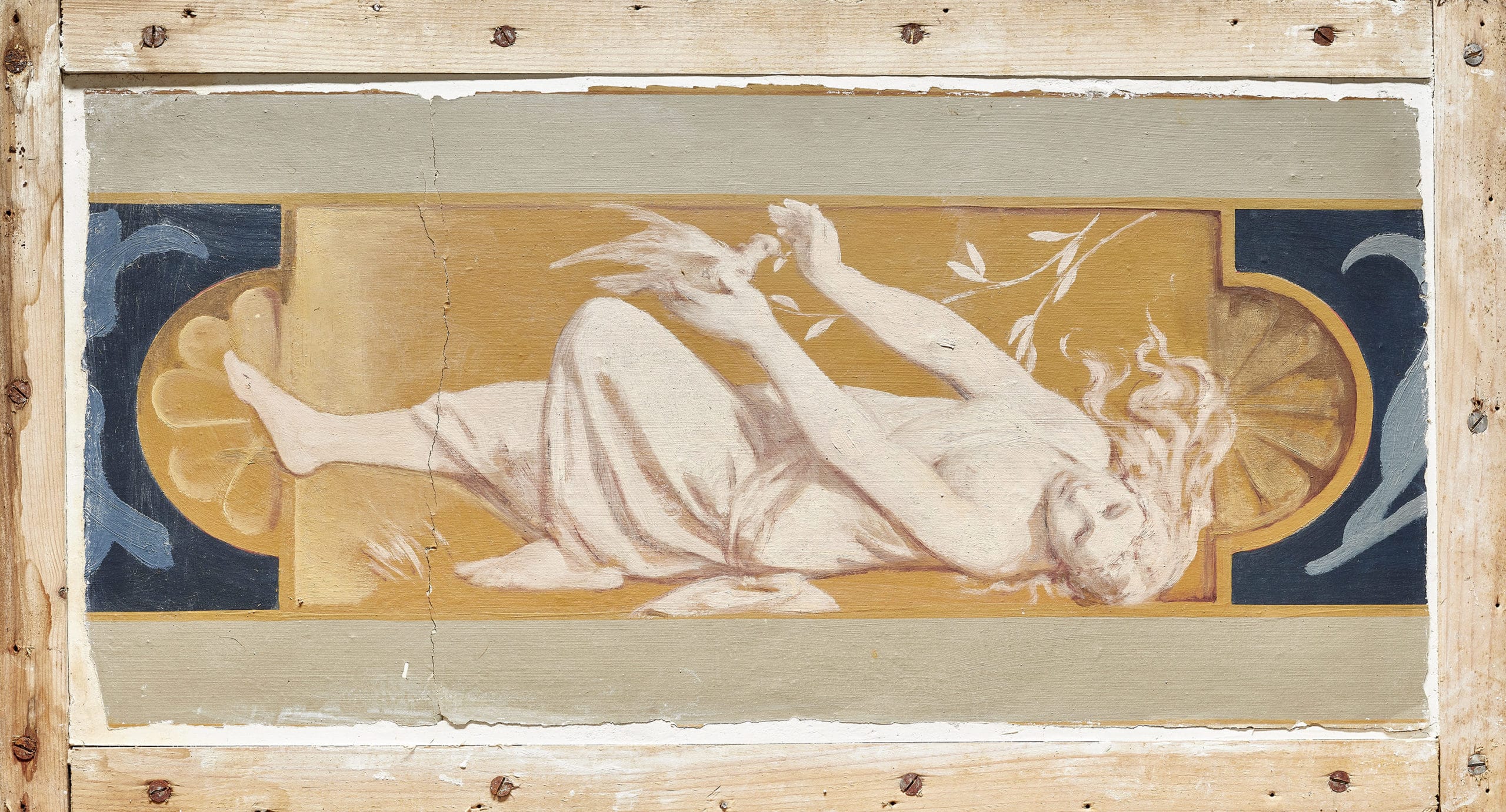 15 maedchen mit taube 76x41.5x10.5 scaled aspect ratio 2541 1372