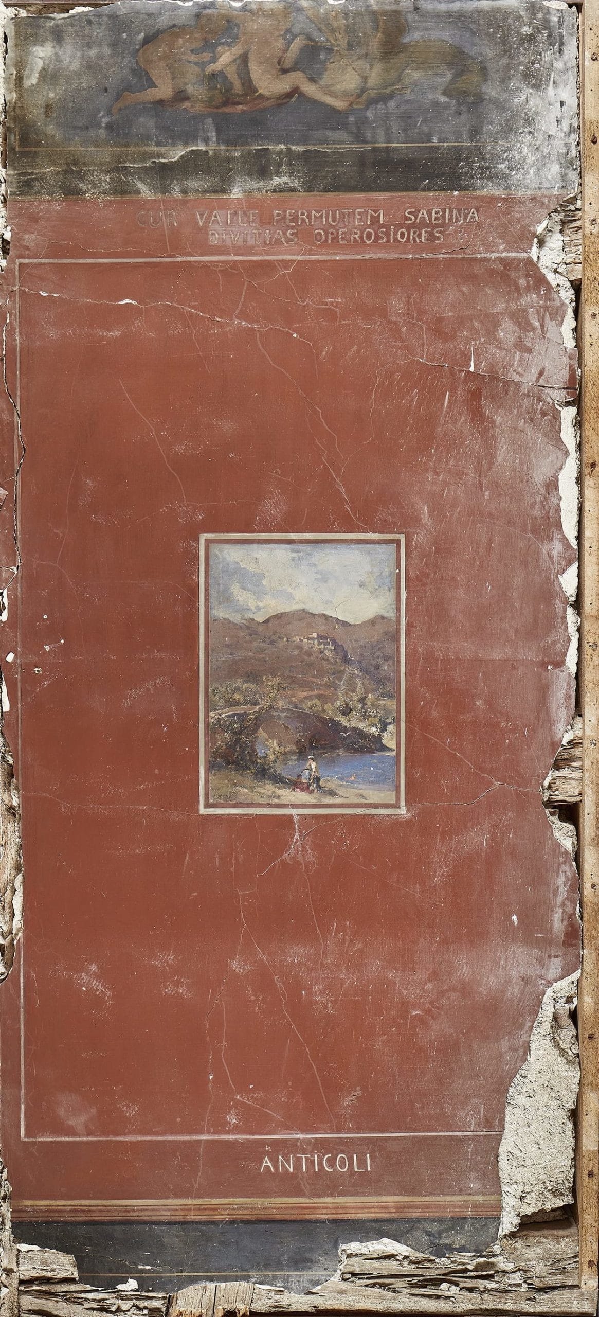 4v anticoli 2624x1267x183 scaled aspect ratio 1066 2342